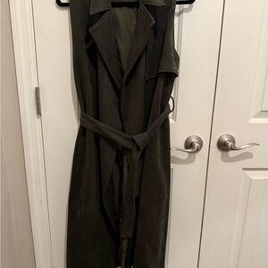 Who What Wear Olive Sleeveless Coat